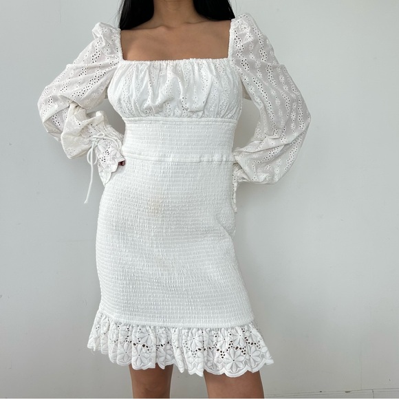 BNWT Finders Keepers White Shirred Bodycon Mini Dress - Medium - Picture 2 of 5